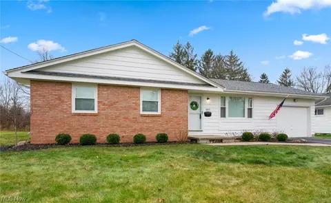 397 Jaronte Dr, Boardman, OH 44512