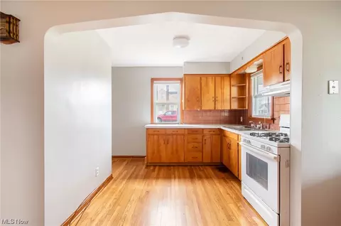 164 Helena Dr, Struthers, OH 44471 photo 11