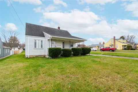 164 Helena Dr, Struthers, OH 44471 photo 32