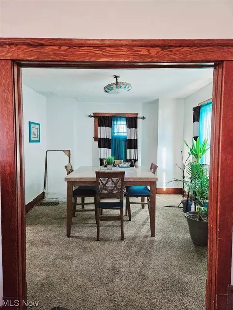 2411 9th St NW, Canton, OH 44708 photo 5