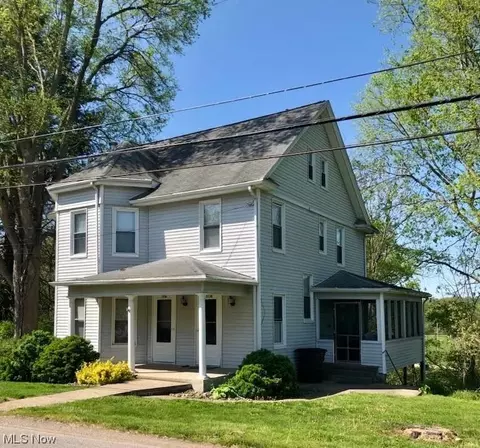 333 E 4th St, Williamstown, WV 26187