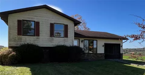5825 Knopp Rd, Salem, OH 44460