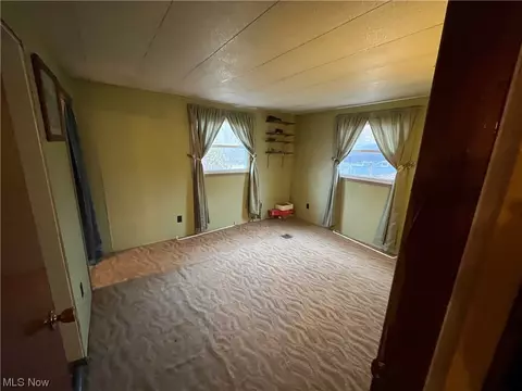 Bedroom - 42497 Black Oak Rd, Flushing, OH 43977 photo 2 of 2