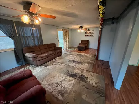 Living - 42497 Black Oak Rd, Flushing, OH 43977 photo 1 of 2