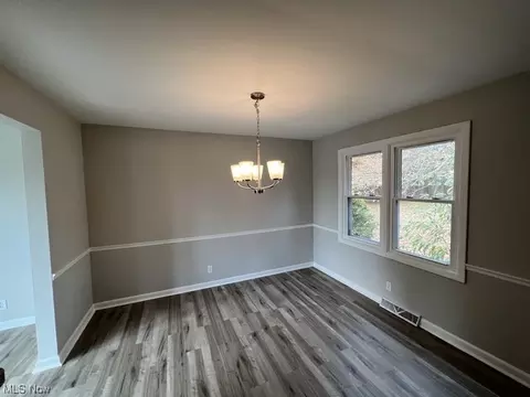 422 Jaronte Dr, Boardman, OH 44512 photo 6