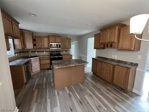 422 Jaronte Dr, Boardman, OH 44512 photo 7