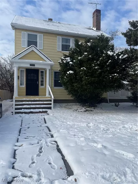 2982 East Blvd, Cleveland, OH 44104
