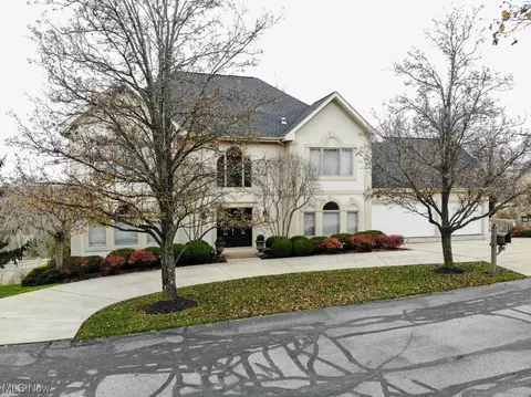 105 Aaron Way, Wheeling, WV 26003 photo 2