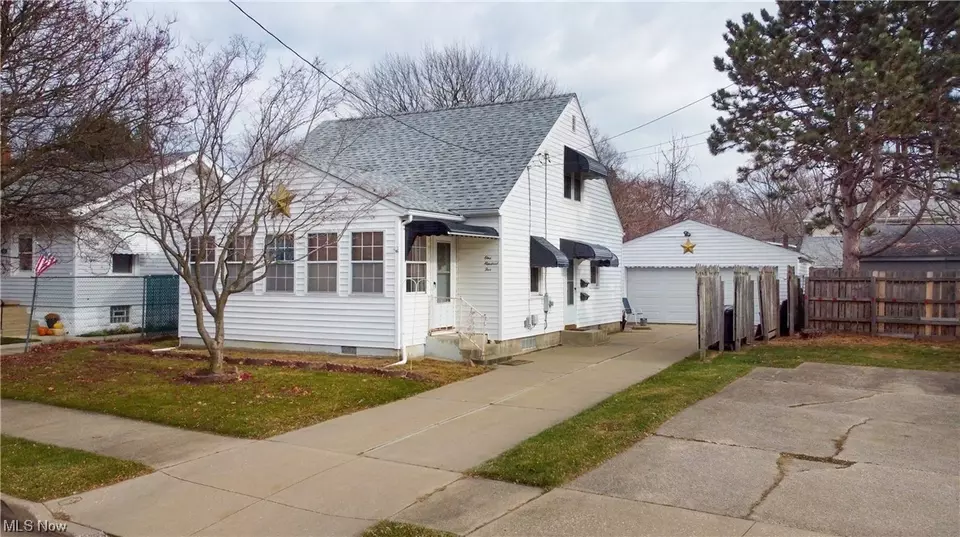 105 Carlton Dr, Akron, OH 44312 33 Photos Movoto