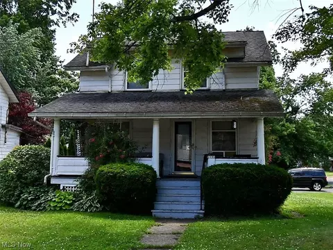 1151 Woodbine Ave SE, Warren, OH 44484