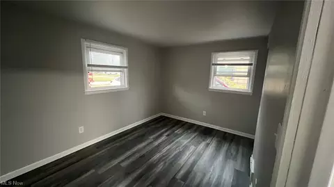 3178 Grant St, Lorain, OH 44052 photo 10