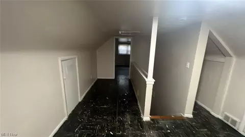 3178 Grant St, Lorain, OH 44052 photo 8