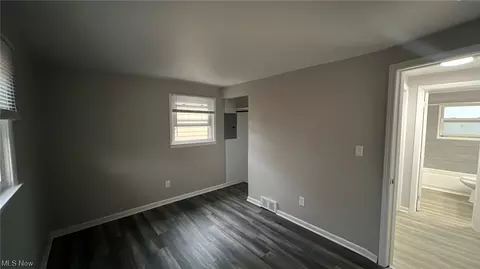 3178 Grant St, Lorain, OH 44052 photo 11