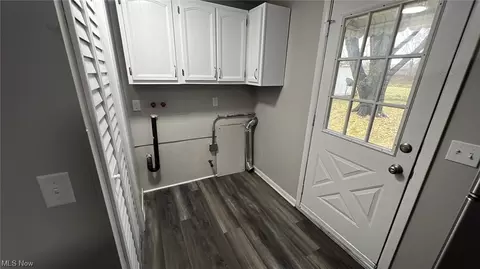 3178 Grant St, Lorain, OH 44052 photo 6