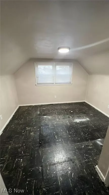 3178 Grant St, Lorain, OH 44052 photo 9
