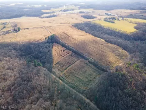 Township Road 212, Lakeville, OH 44638