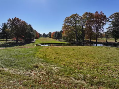 11700 William Penn Ave NE, Hartville, OH 44632