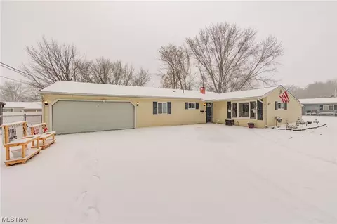 33872 Clark Dr, North Ridgeville, OH 44039