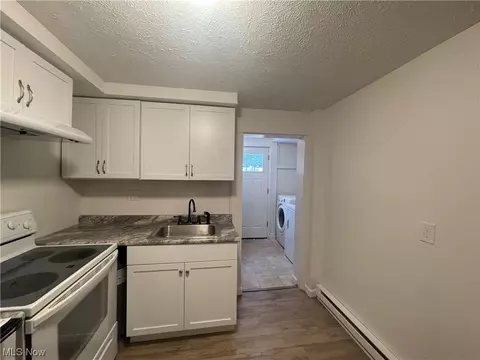 1273 Beech St, Willoughby, OH 44094 photo 4