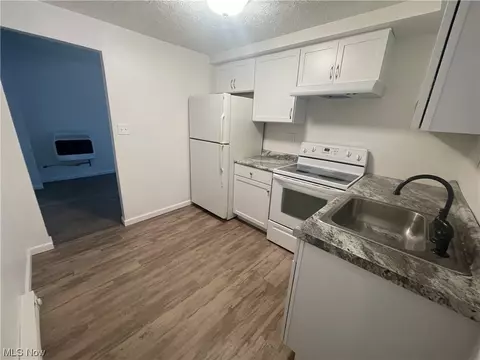 1273 Beech St, Willoughby, OH 44094 photo 3