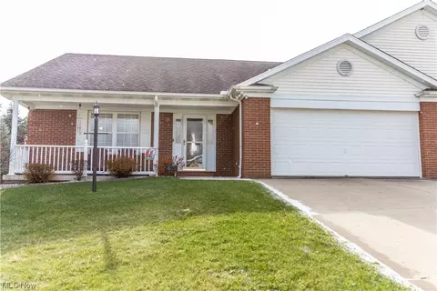 51990 Whitepine Dr, Saint Clairsville, OH 43950