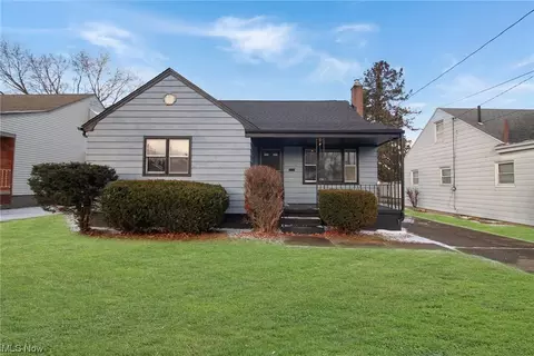 1316 Ivanhoe Ave, Youngstown, OH 44502