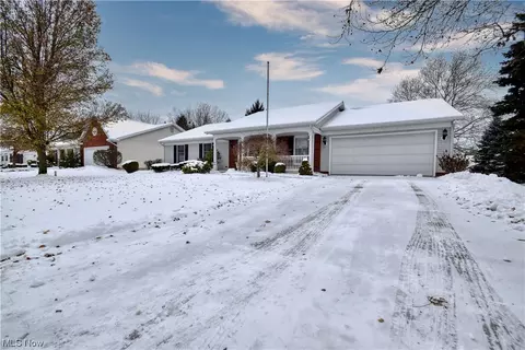 6764 Waterford Ln #U-6764, Mentor, OH 44060