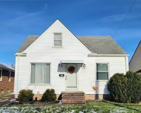 3330 Wellington Ave, Parma, OH 44134