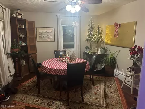 209 E 3rd St, Dover, OH 44622 photo 5