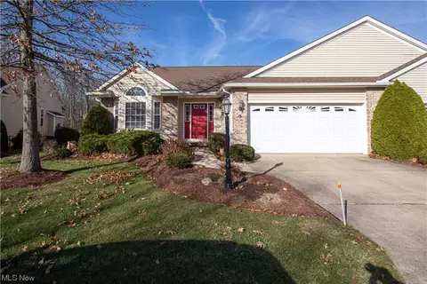 4902 Foote Rd #10, Medina, OH 44256