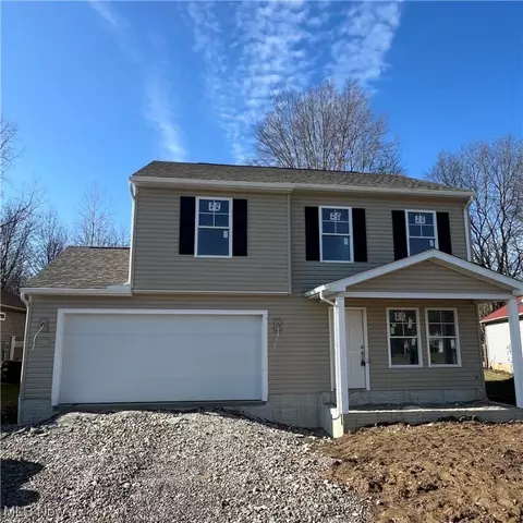 29 Bell Avenue, Elyria, OH 44035