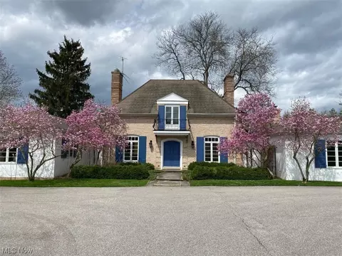 3160 Topping Ln, Hunting Valley, OH 44022