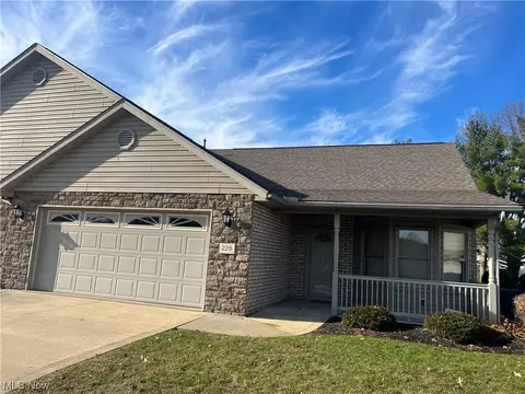 229 Pinehurst Dr, Dover, OH 44622