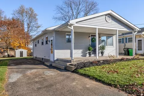 156 26th St NW, Massillon, OH 44647