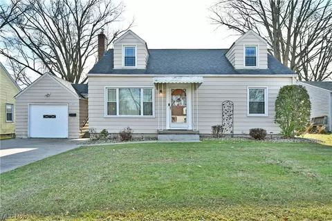 1571 Lynn Ave, Youngstown, OH 44514