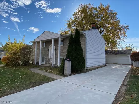 15775 Holland Rd, Brook Park, OH 44142