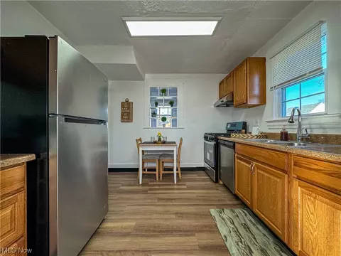21 Grandview Ave, Struthers, OH 44471 photo 7