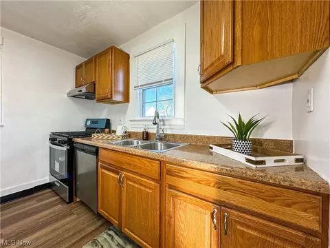 21 Grandview Ave, Struthers, OH 44471 photo 11
