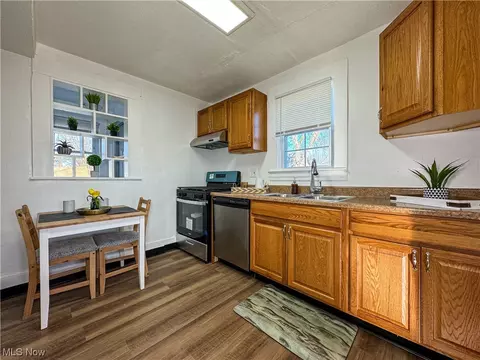 21 Grandview Ave, Struthers, OH 44471 photo 8