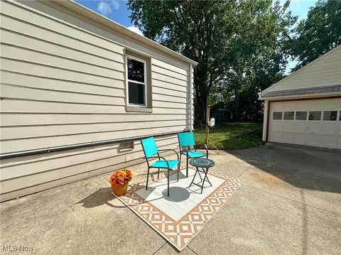 Exterior - 1818 Maple St, Wickliffe, OH 44092 photo 8 of 10