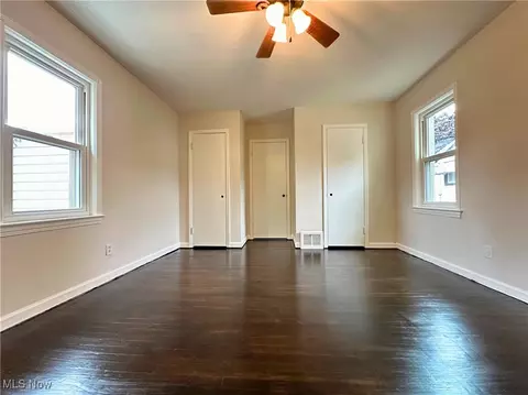 Bedroom - 1818 Maple St, Wickliffe, OH 44092 photo 3 of 3