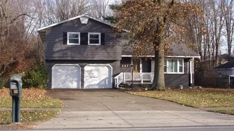 241 Jaycox Rd, Avon Lake, OH 44012
