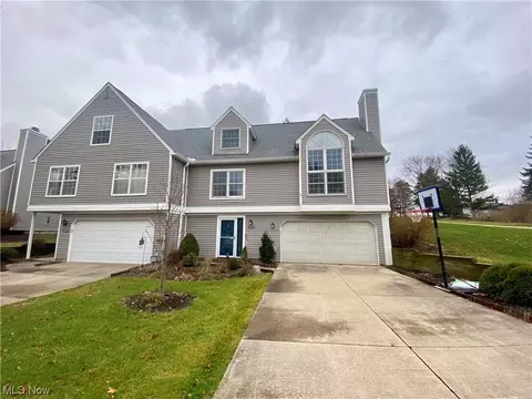 14552 Cross Creek Ln #20, North Royalton, OH 44133