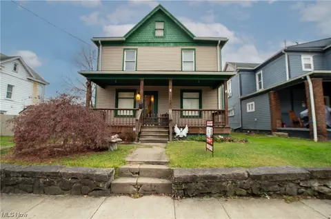 1728 Clark Ave, Wellsville, OH 43968
