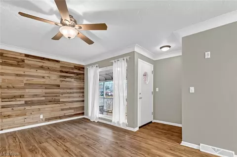 447 Concord Ave, Elyria, OH 44035 photo 11