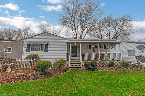447 Concord Ave, Elyria, OH 44035