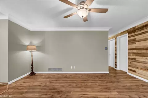 447 Concord Ave, Elyria, OH 44035 photo 8