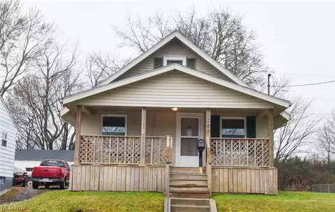 1264 Sevilla Ave, Akron, OH 44314
