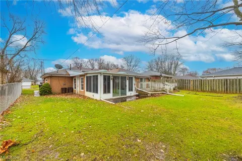 473 High St, Elyria, OH 44035 photo 35
