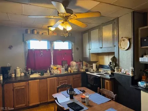 404 Valley St, Minerva, OH 44657 photo 9